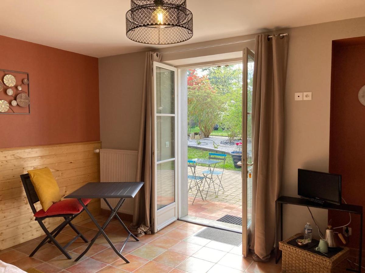 Le Chai De La Rose Spa Et Seances Bien Etre Doue-la-Fontaine Bagian luar foto