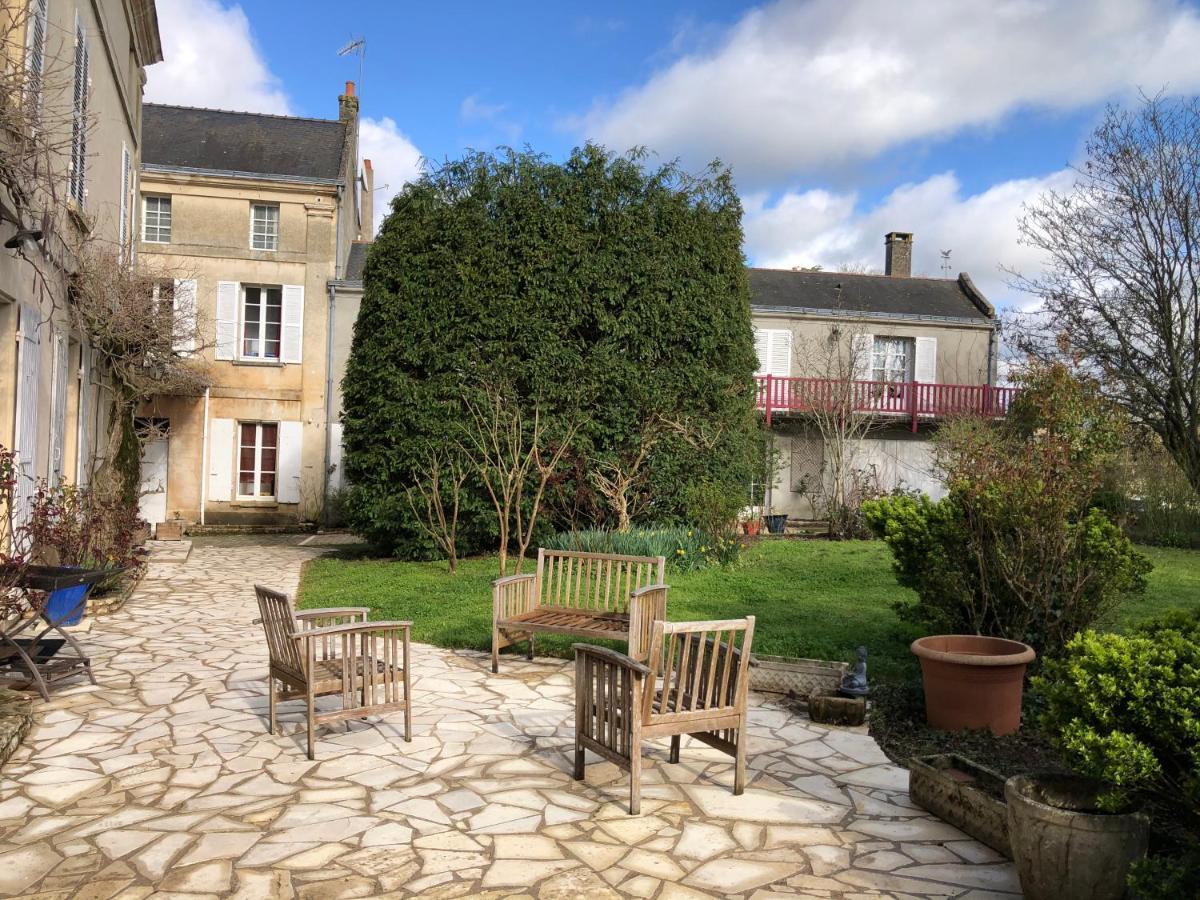 Le Chai De La Rose Spa Et Seances Bien Etre Doue-la-Fontaine Bagian luar foto